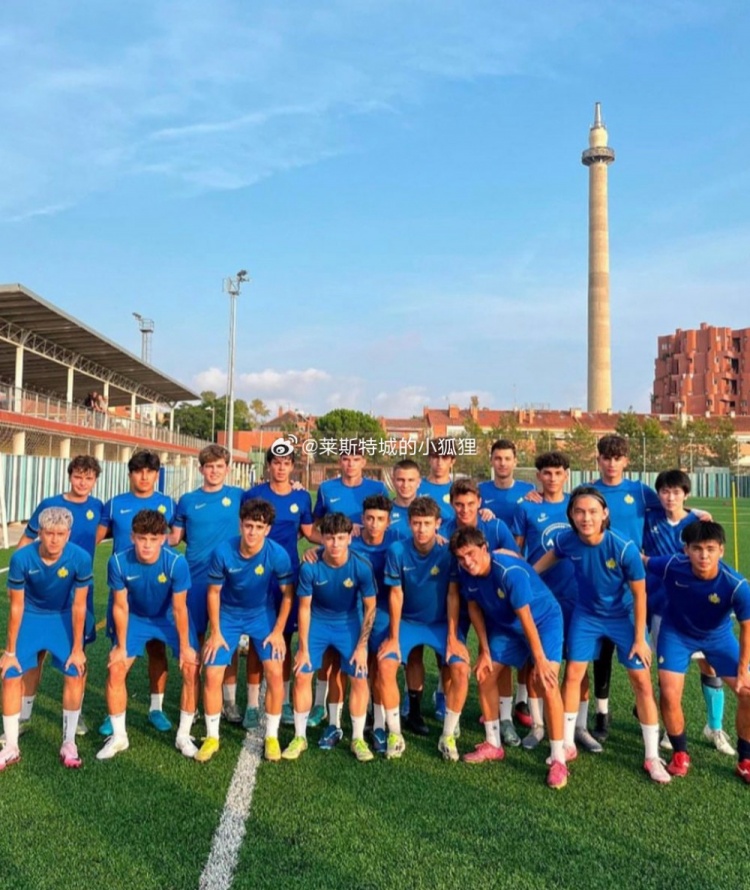韩德宝16岁加盟西班牙圣胡斯特竞技U19A队，参加U19第三级别联赛